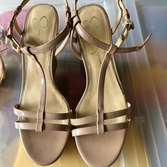Beige open toe wedges - Picture 2 of 2